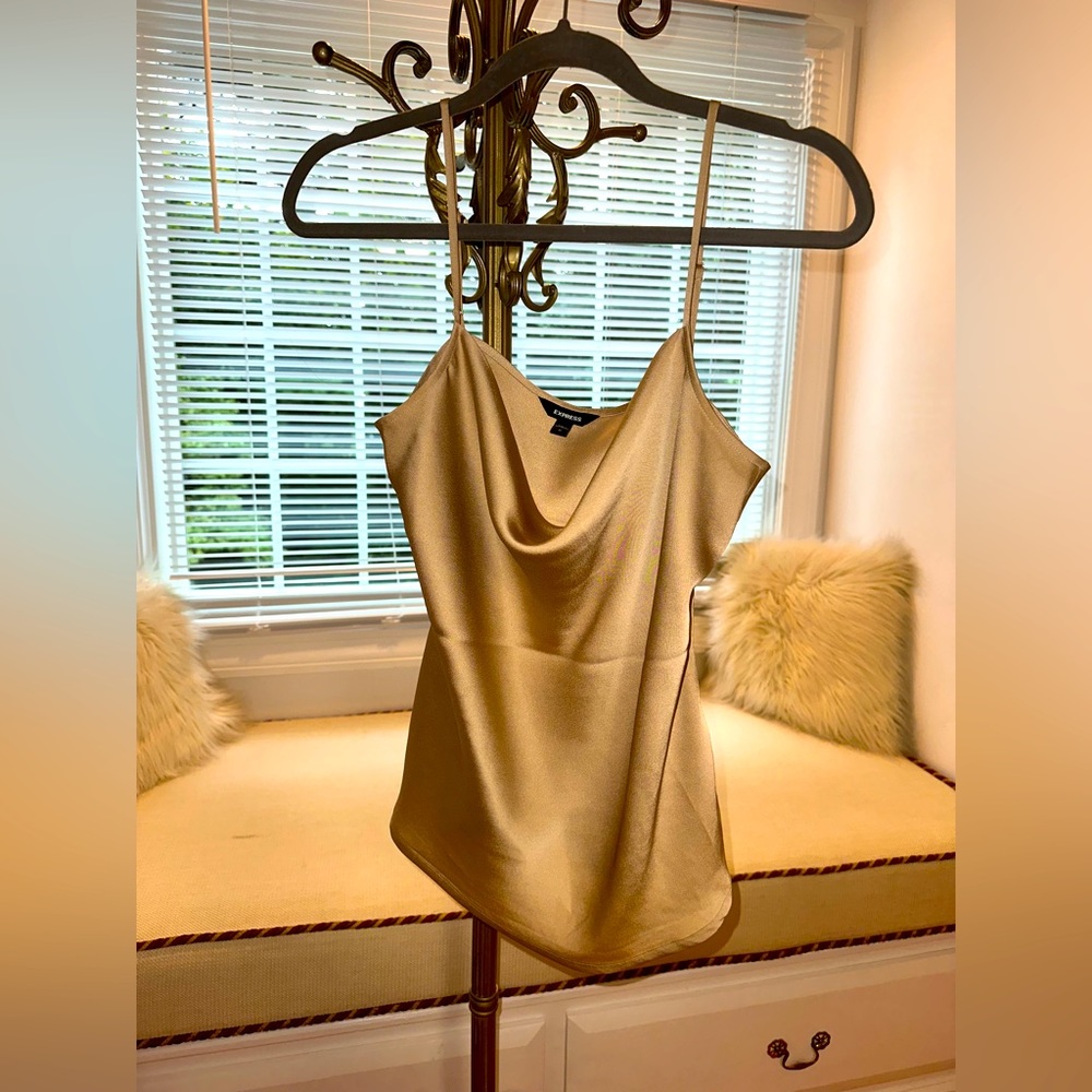 Express cowl neck tank top. Size M. Color: Gold